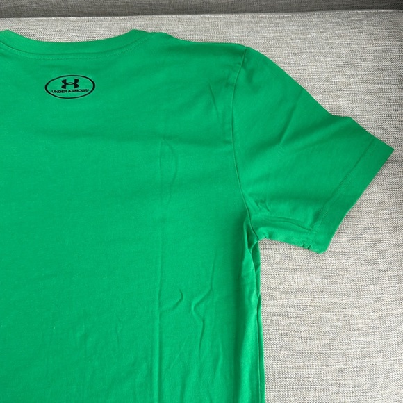 Awesome Under Armour Refuse Defeat Shirt Youth Large - Picture 9 of 14